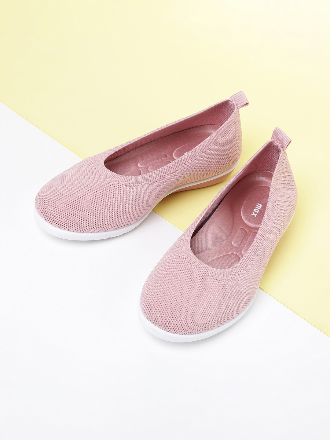 

max Women Pink Woven Design Espadrilles