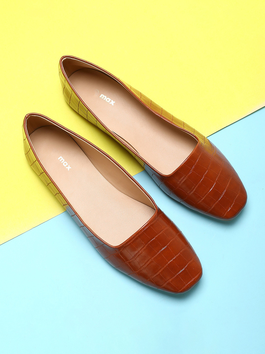 

max Women Tan Textured Slip-On Sneakers