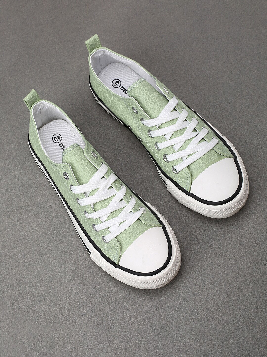 

max Women Green Sneakers