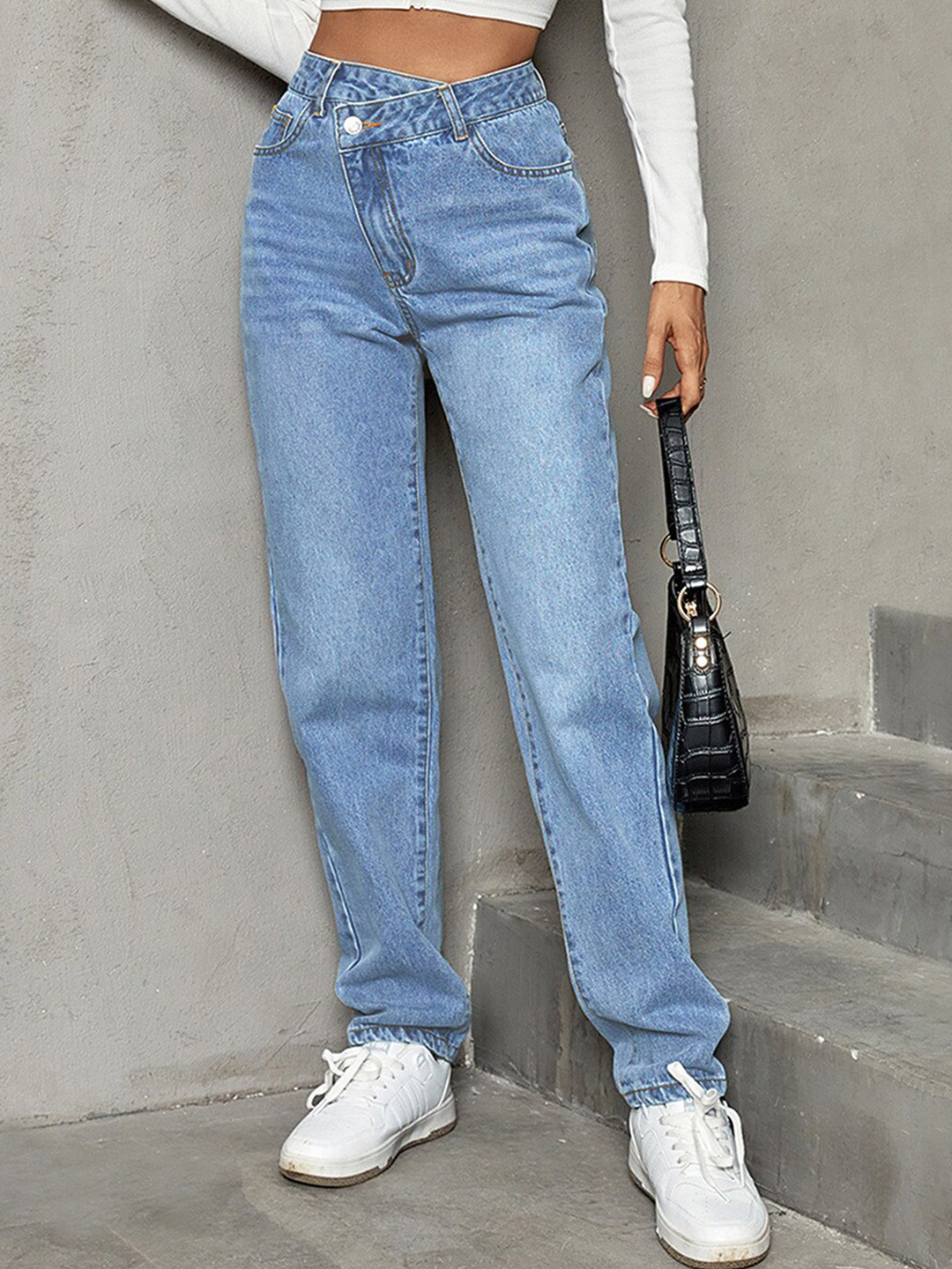 

BoStreet Women Blue Light Fade Jeans
