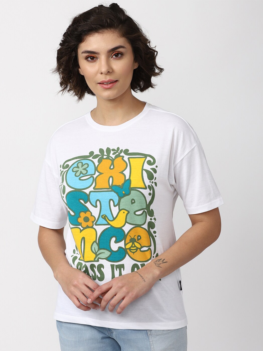 

FOREVER 21 Women White Typography Printed Drop-Shoulder Sleeves T-shirt