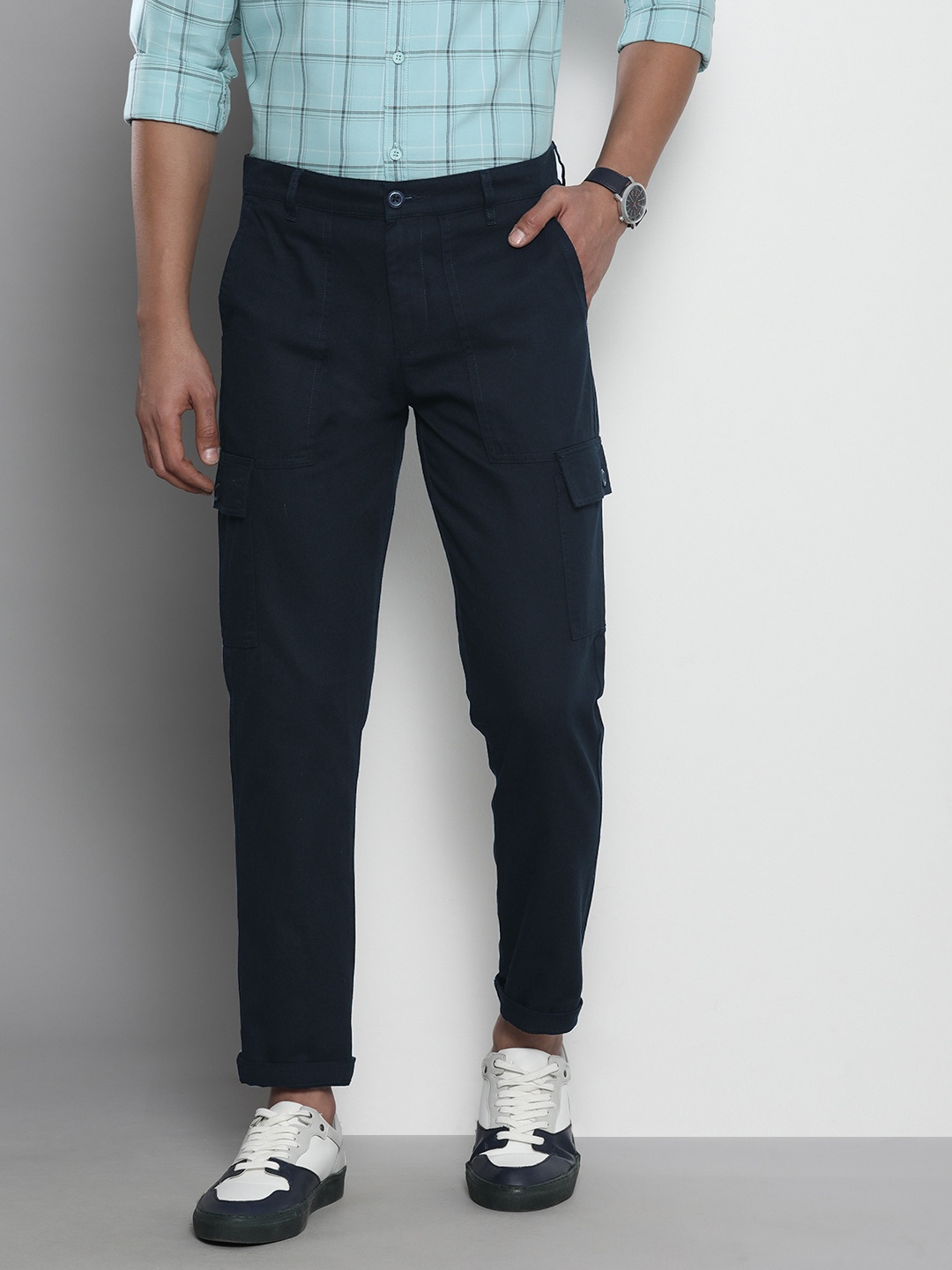 

The Indian Garage Co Men Navy Blue Slim Fit Cotton Cargos Trousers