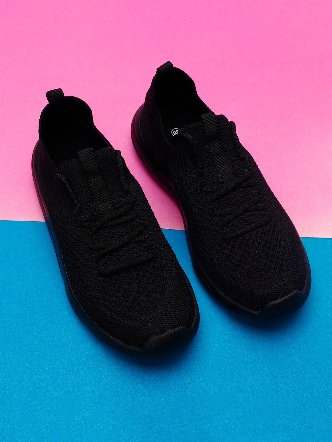

max Boys Black Woven Design Sneakers