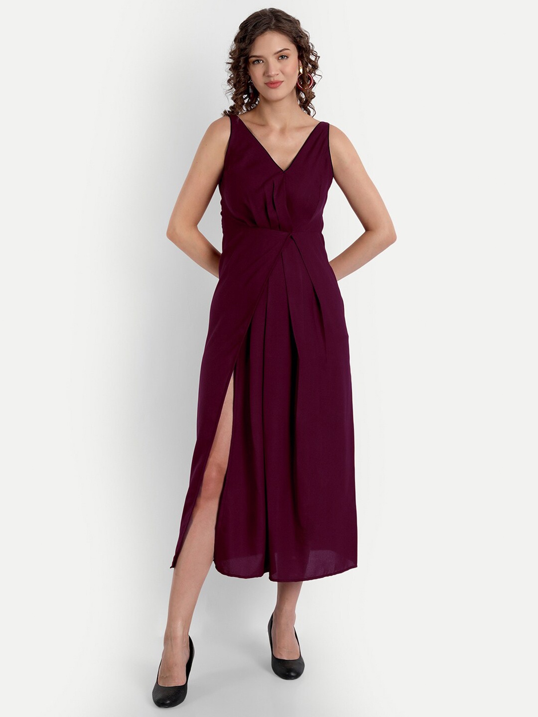 

PARASSIO CLOTHINGS Women Maroon Georgette Midi Dress