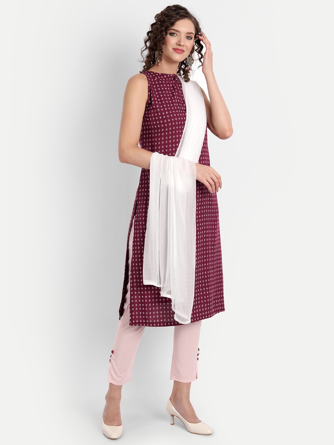 

PARASSIO CLOTHINGS Women Maroon Geometric Printed Kurta