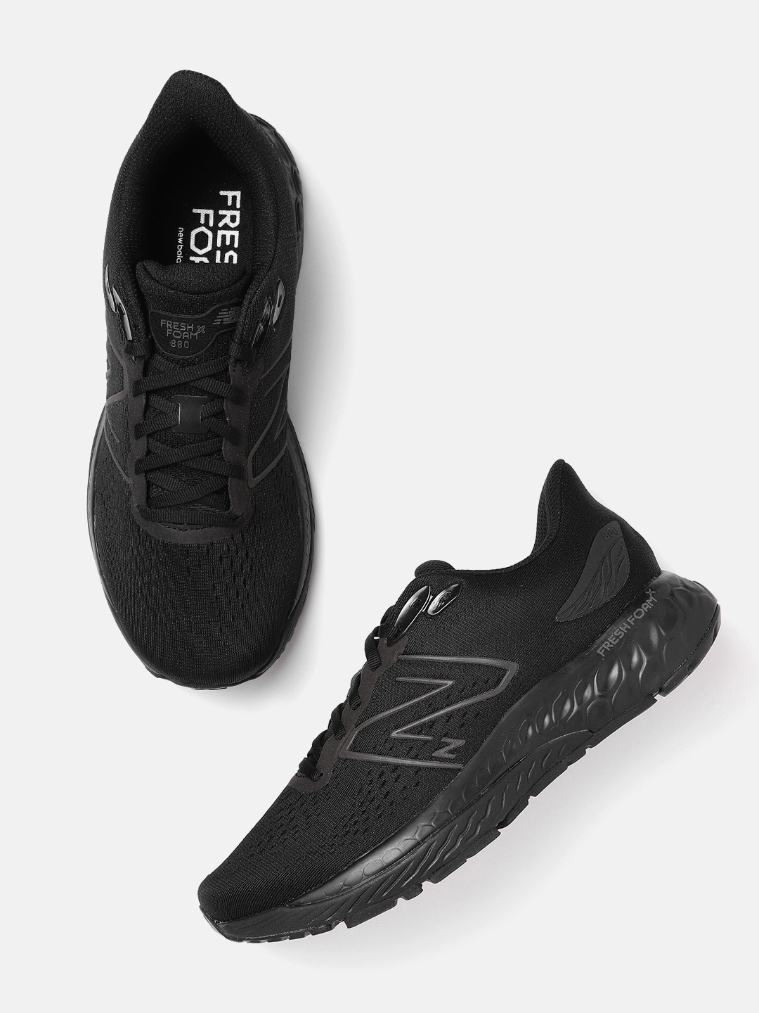 

New Balance Men Woven Design Running Shoes, Black