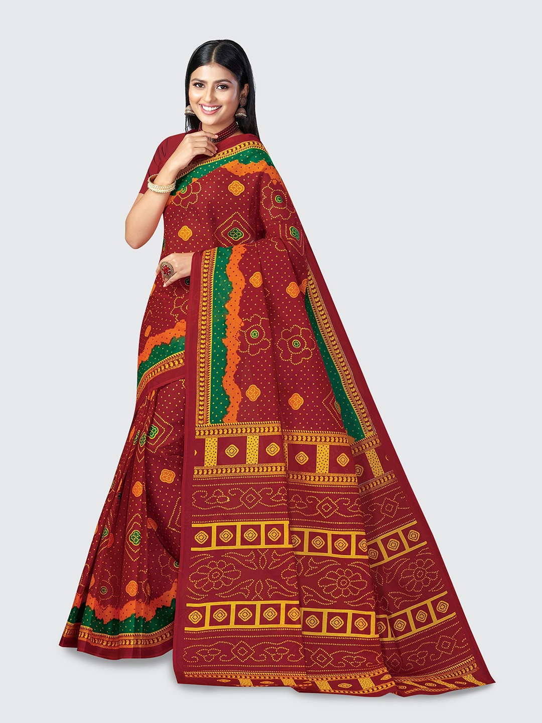 

SHANVIKA Red & Green Bandhani Pure Cotton Block Print Saree