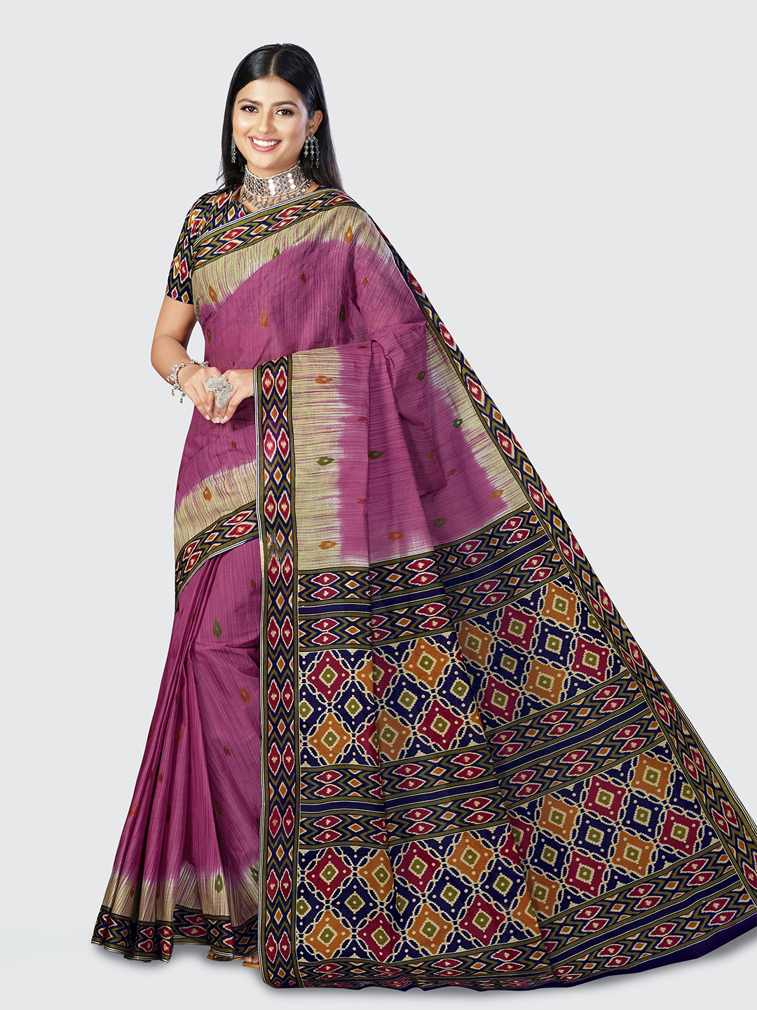 

SHANVIKA Magenta & Green Ethnic Motifs Pure Cotton Block Print Saree
