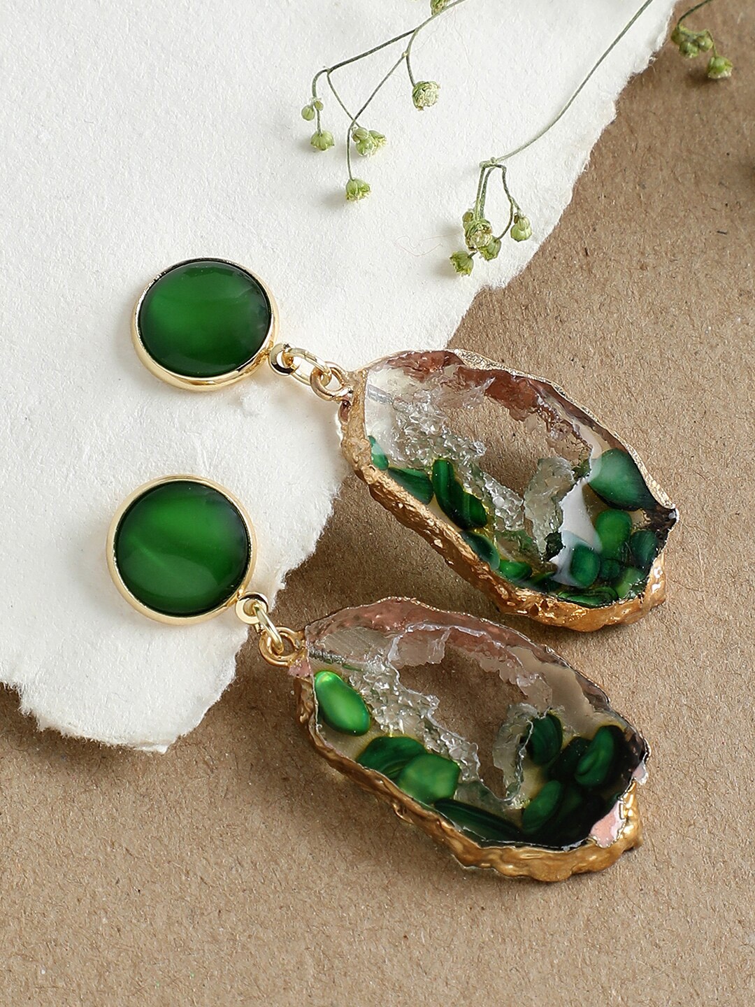 

SOHI Women Gold-Toned & Green Contemporary Drop Earrings