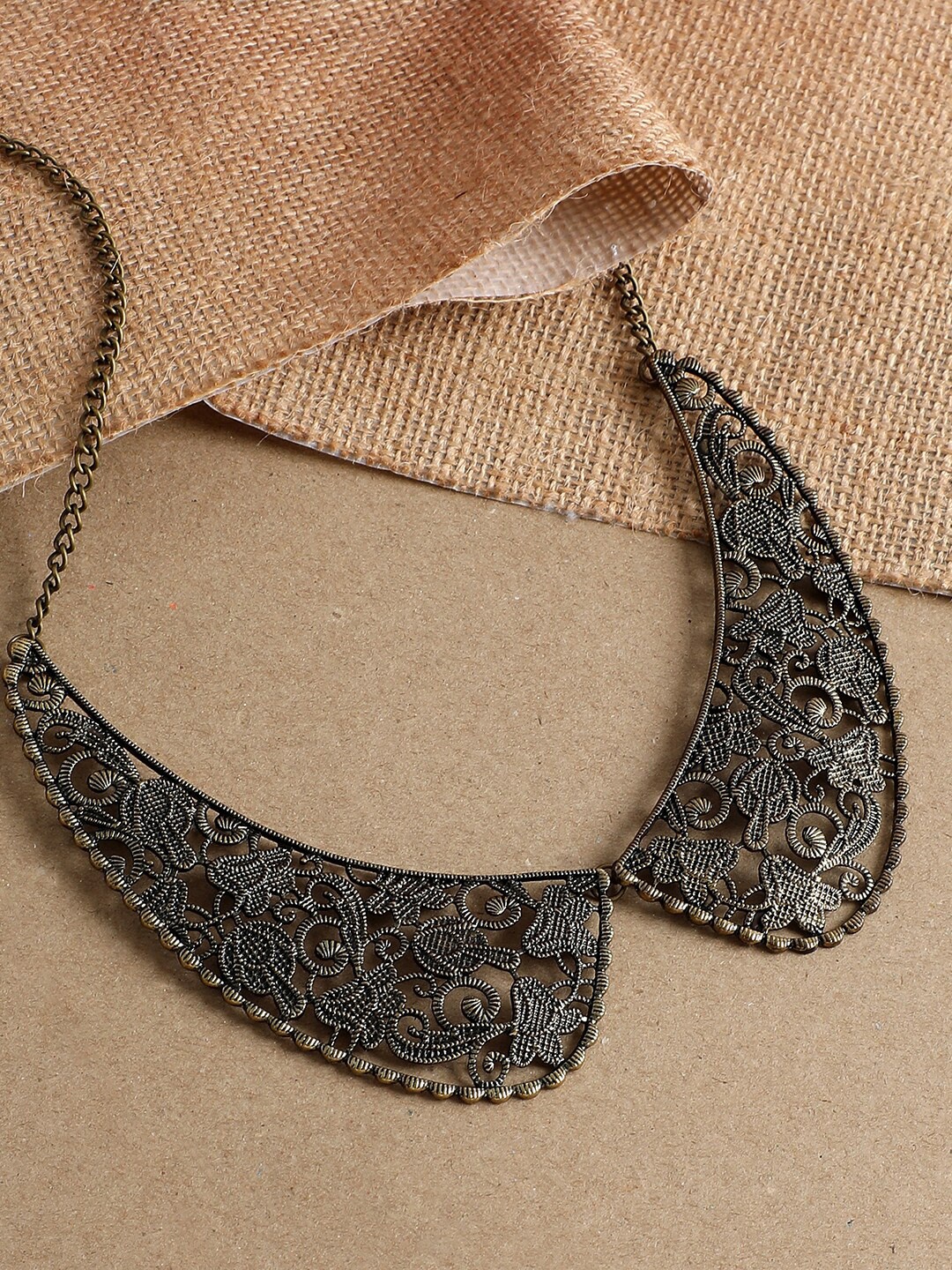 

SOHI Women Gunmetal-Toned Gold-Plated Necklace, Metallic