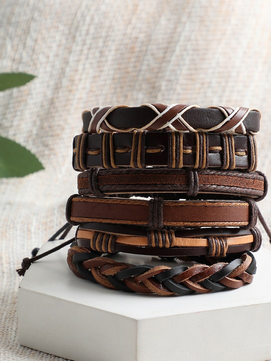 

SOHI Women Brown & Black Leather Multistrand Bracelet