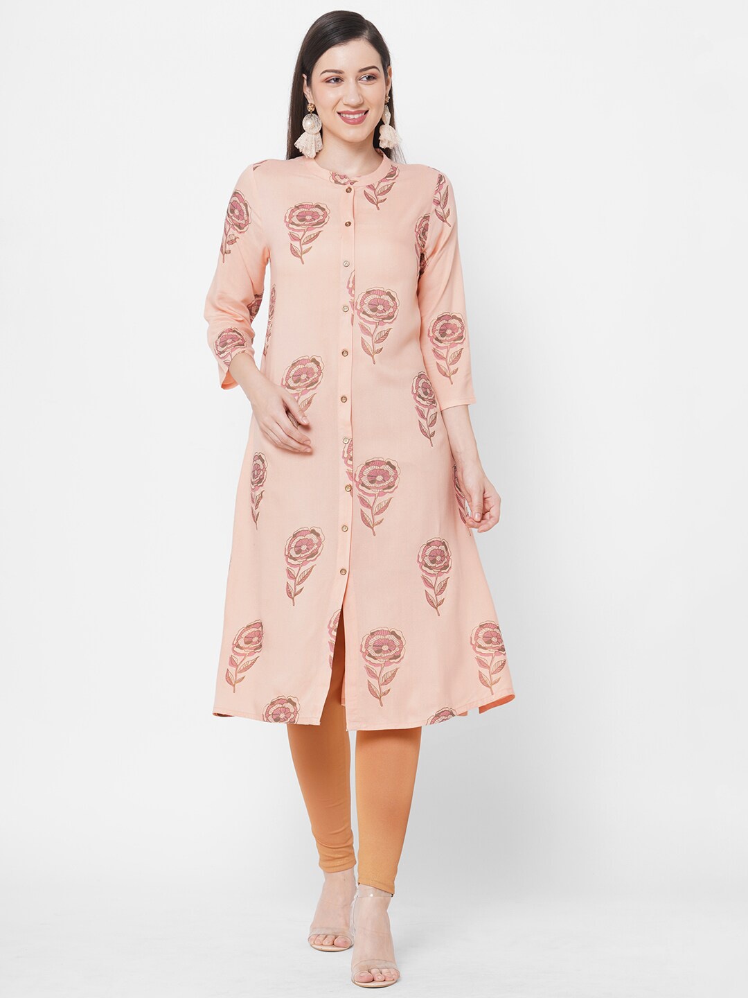 

Fusion Beats Women Peach-Coloured & Gold-Toned Floral Printed Kurta