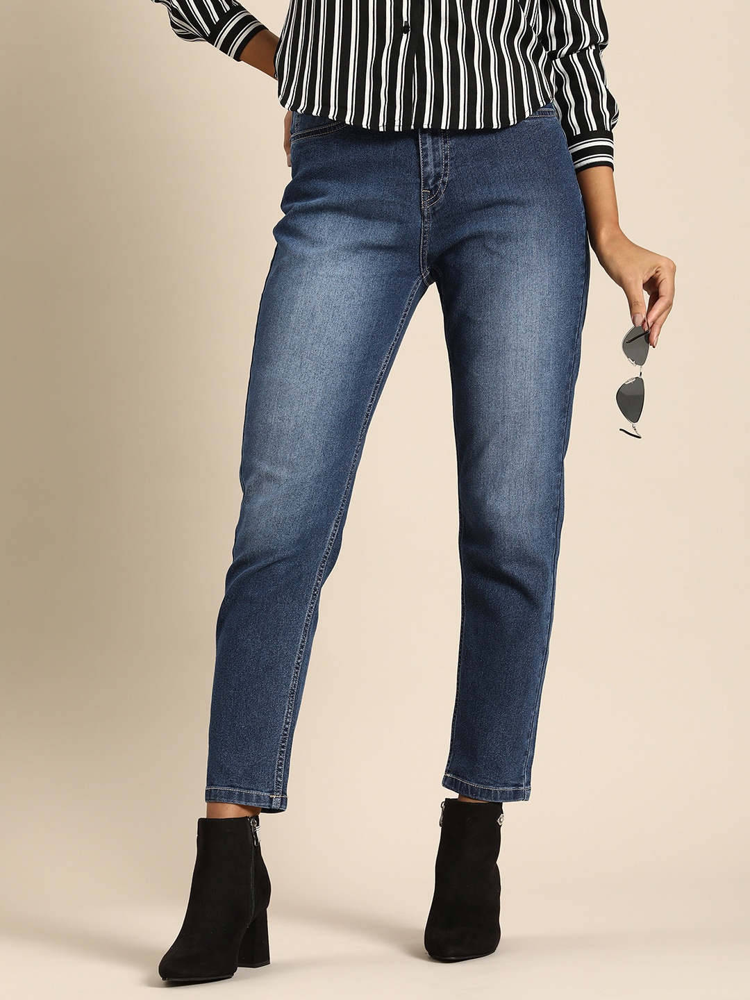 

all about you Women Boyfriend Fit Light Fade Stretchable Jeans, Blue