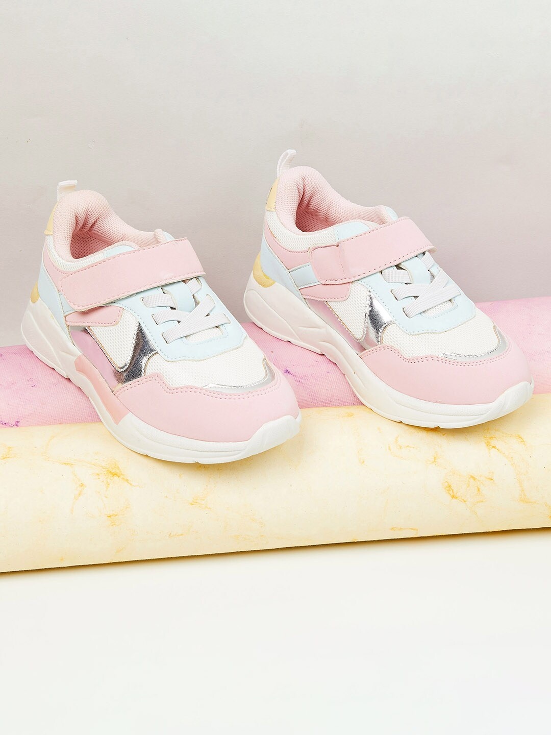 

max Girls Pink Colourblocked PU Sneakers