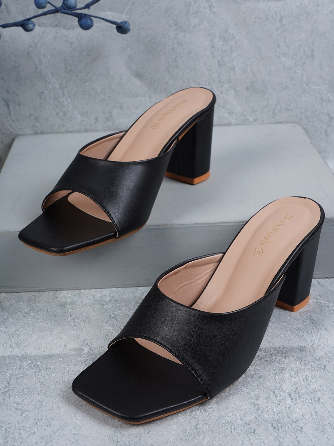 

HEELSNFEELS Black Casual Solid Block Heels