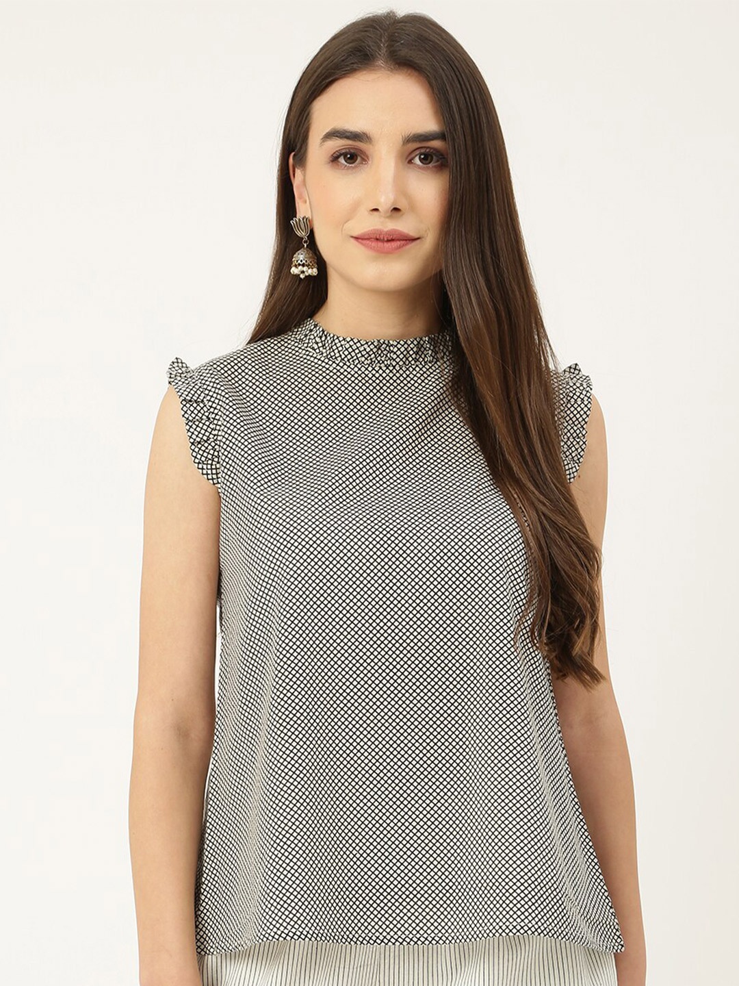 

DECKEDUP Women Grey Geometric Print Ruffles Top