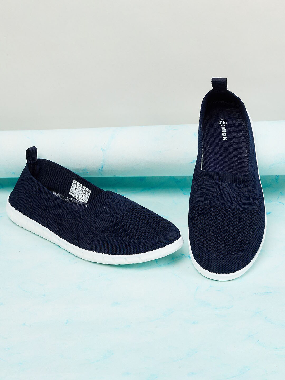 

max Women Blue Running Non-Marking Shoes