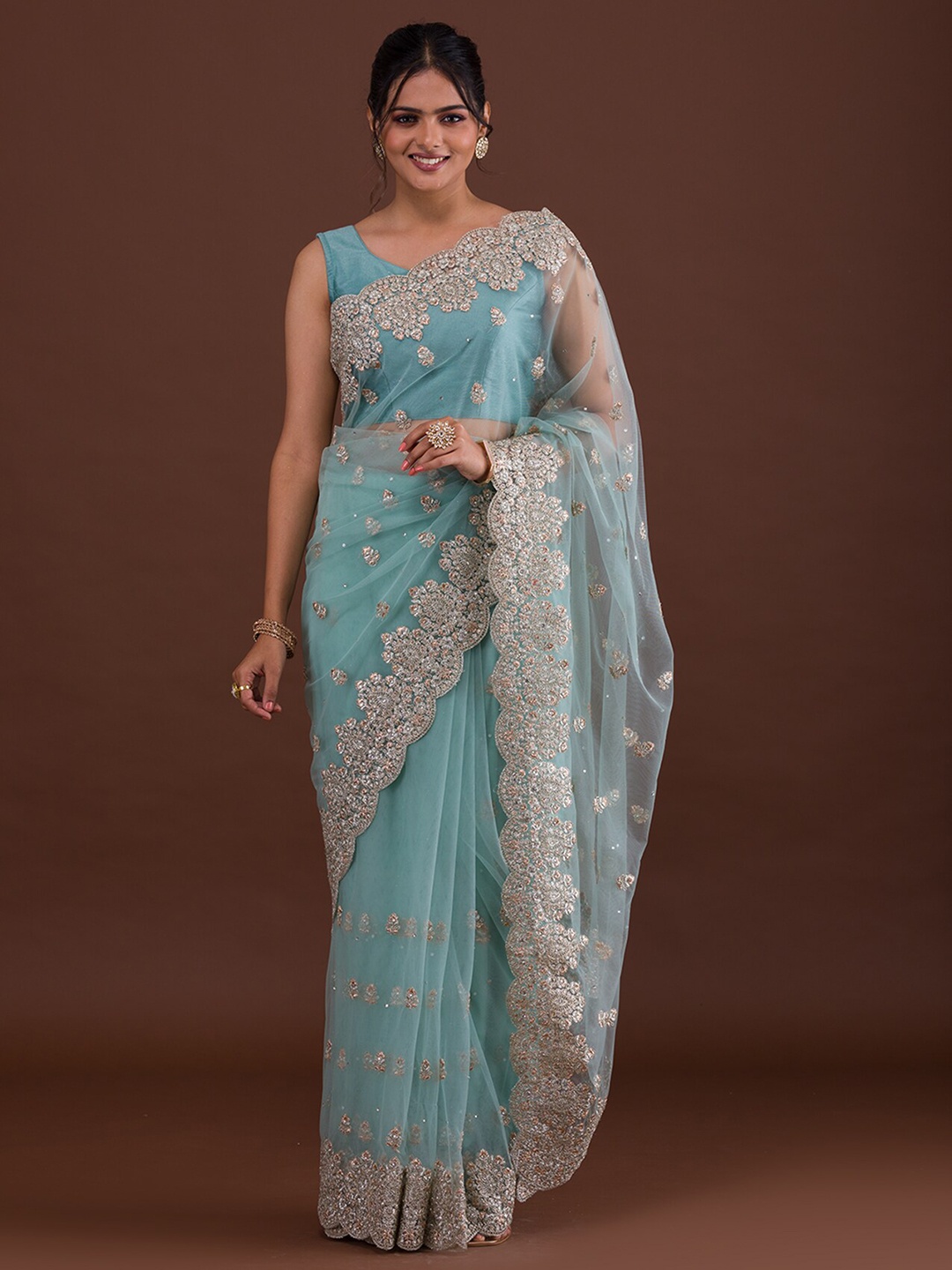 

Koskii Green & Silver-Toned Floral Embroidered Supernet Saree