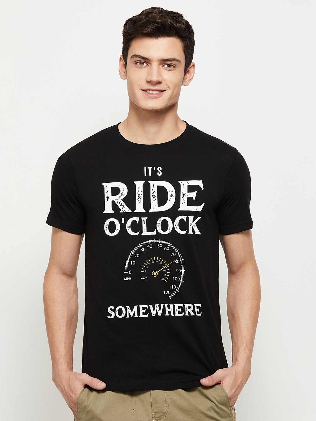 

max Men Black Typography Printed Cotton T-shirt