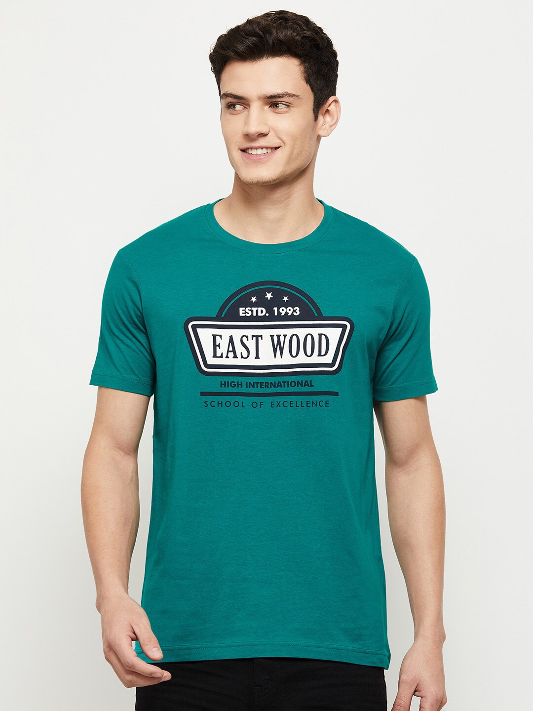

max Men Green Typography Printed Cotton T-shirt