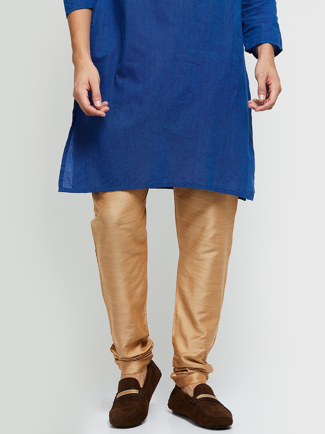 

max Men Solid Churidar, Gold