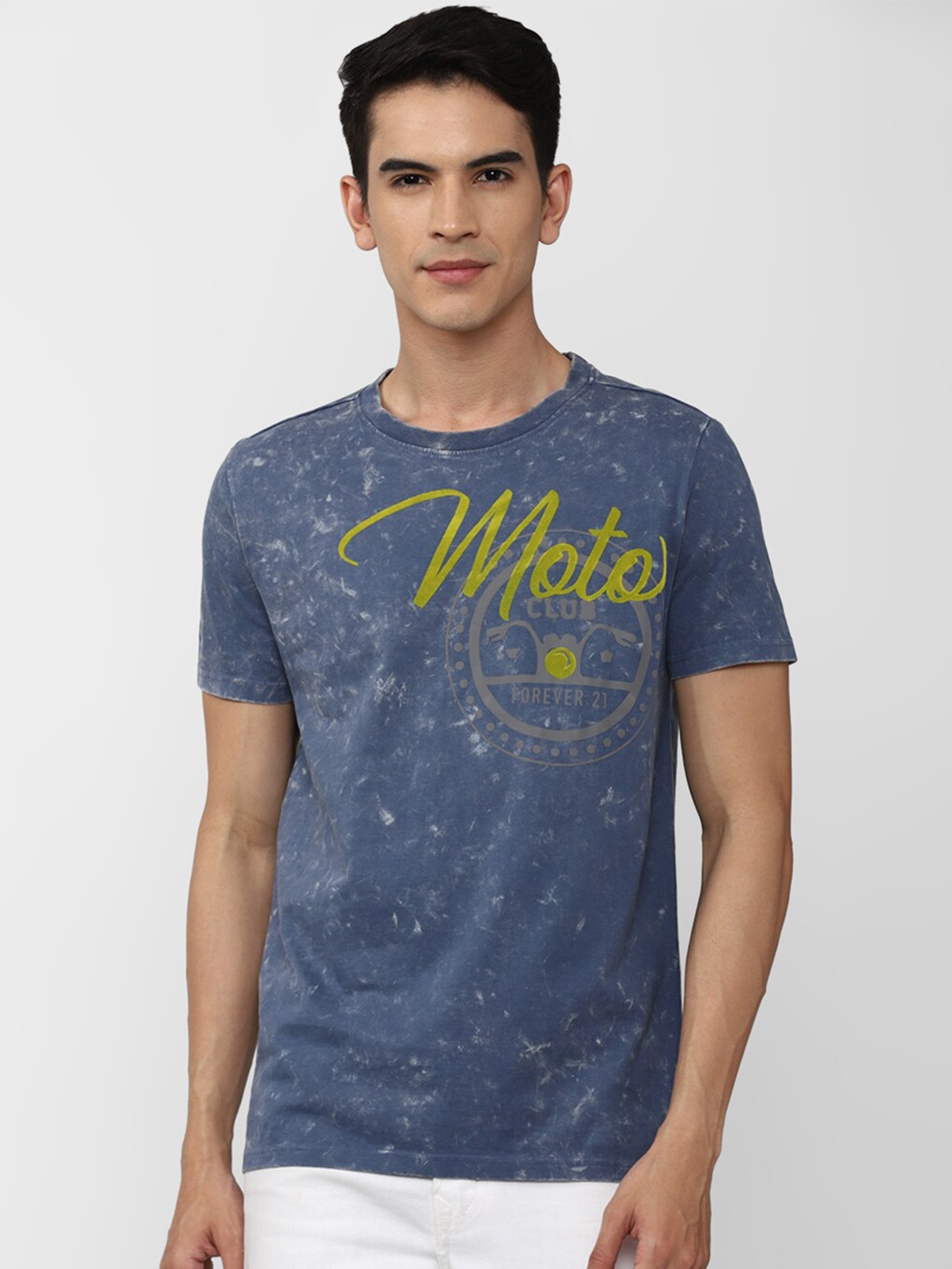

FOREVER 21 Men Blue Typography Printed Cotton T-shirt
