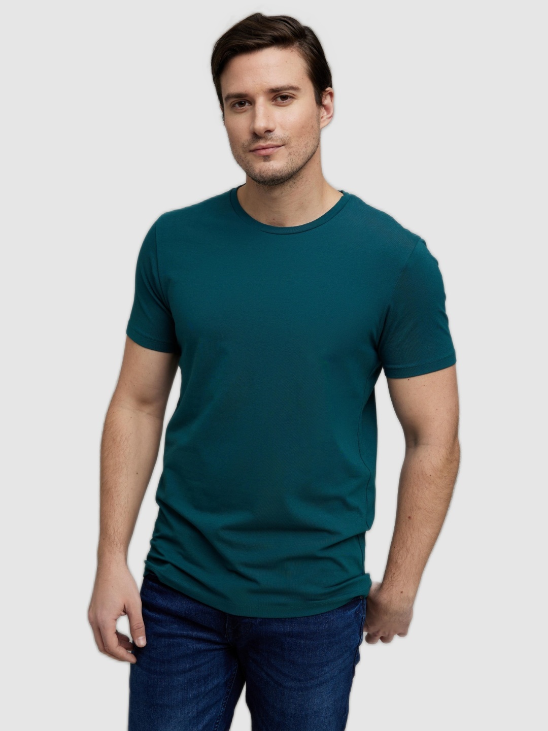 

Celio Men Teal Slim Fit T-shirt