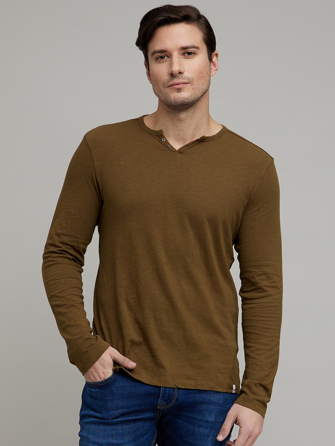 

Celio Men Brown Henley Neck Cotton T-shirt