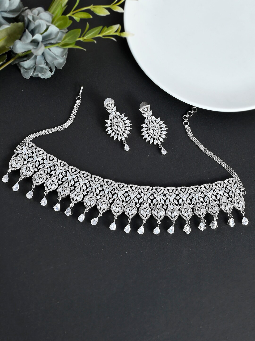 

Voylla Rhodium-Plated White Zircon Studded Jewellery Set, Silver