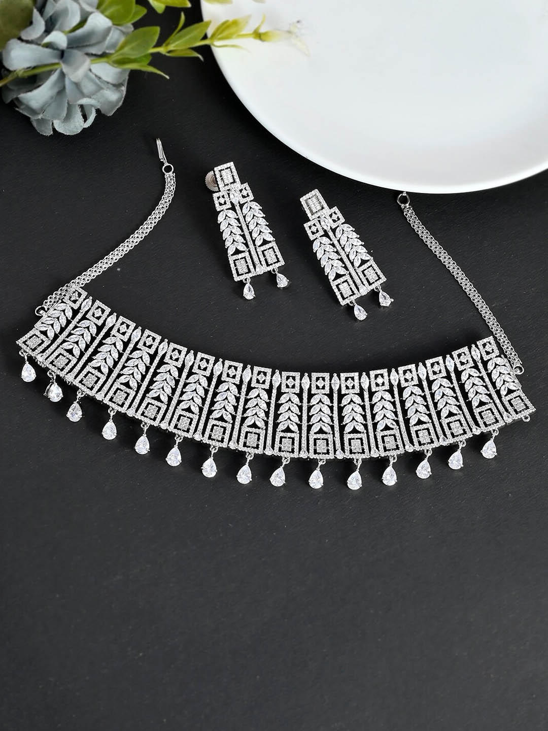 

Voylla Rhodium-Plated White Stone-Studded Jewellery Set
