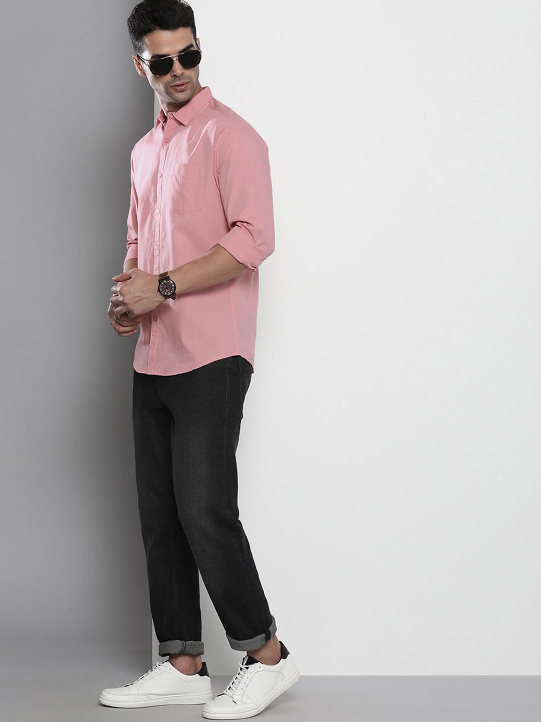 

The Indian Garage Co Men Pink Cotton Casual Shirt