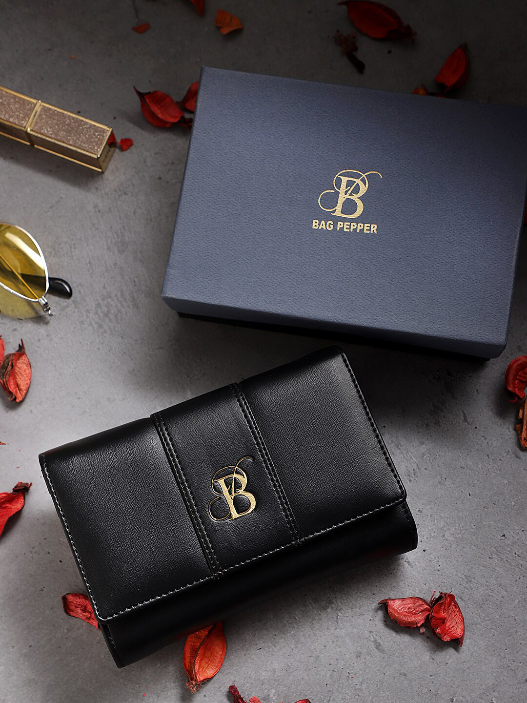 

Bag Pepper Black Purse Clutch