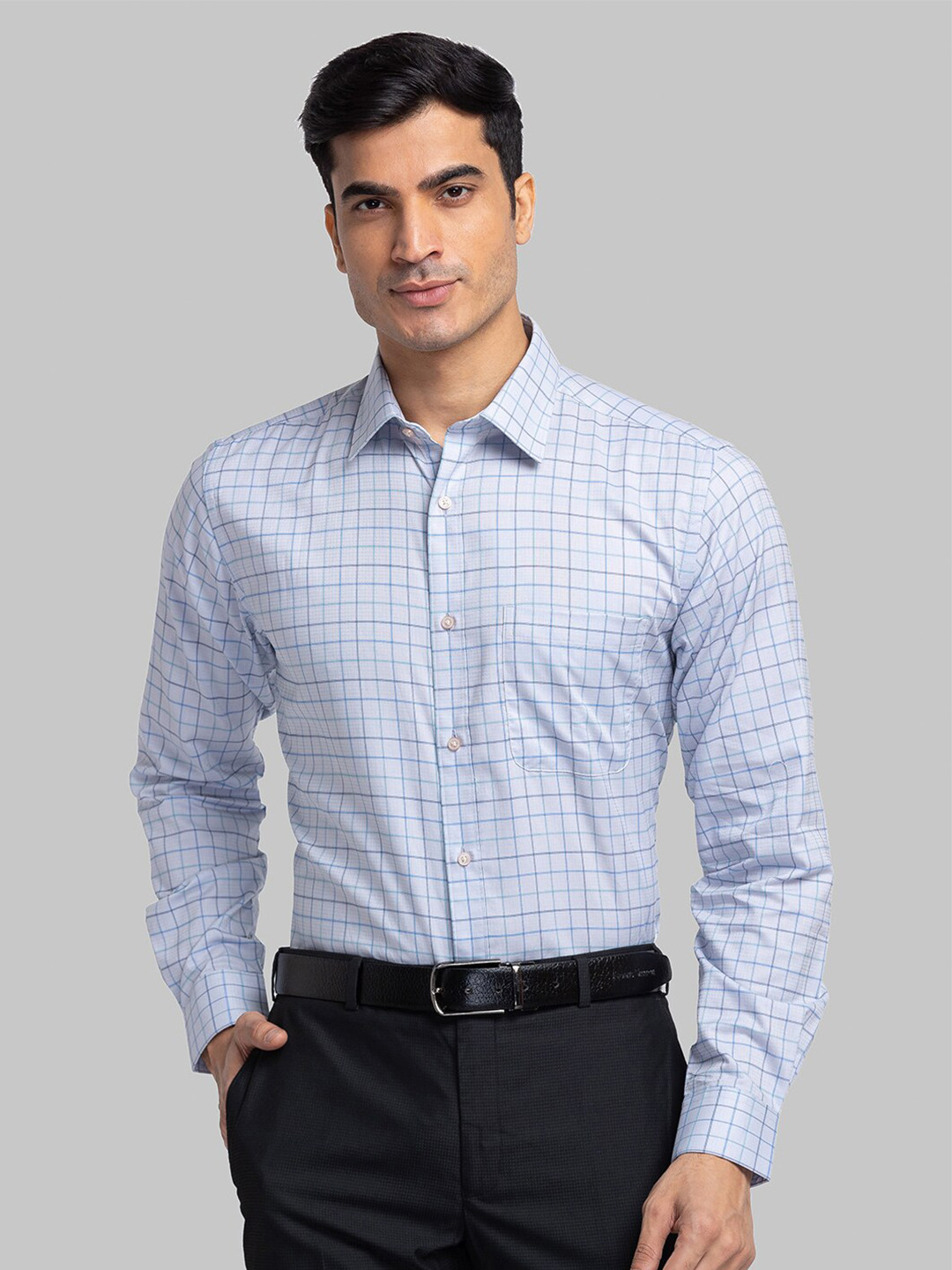 

Raymond Men Grey Slim Fit Checked Cotton Formal Shirt