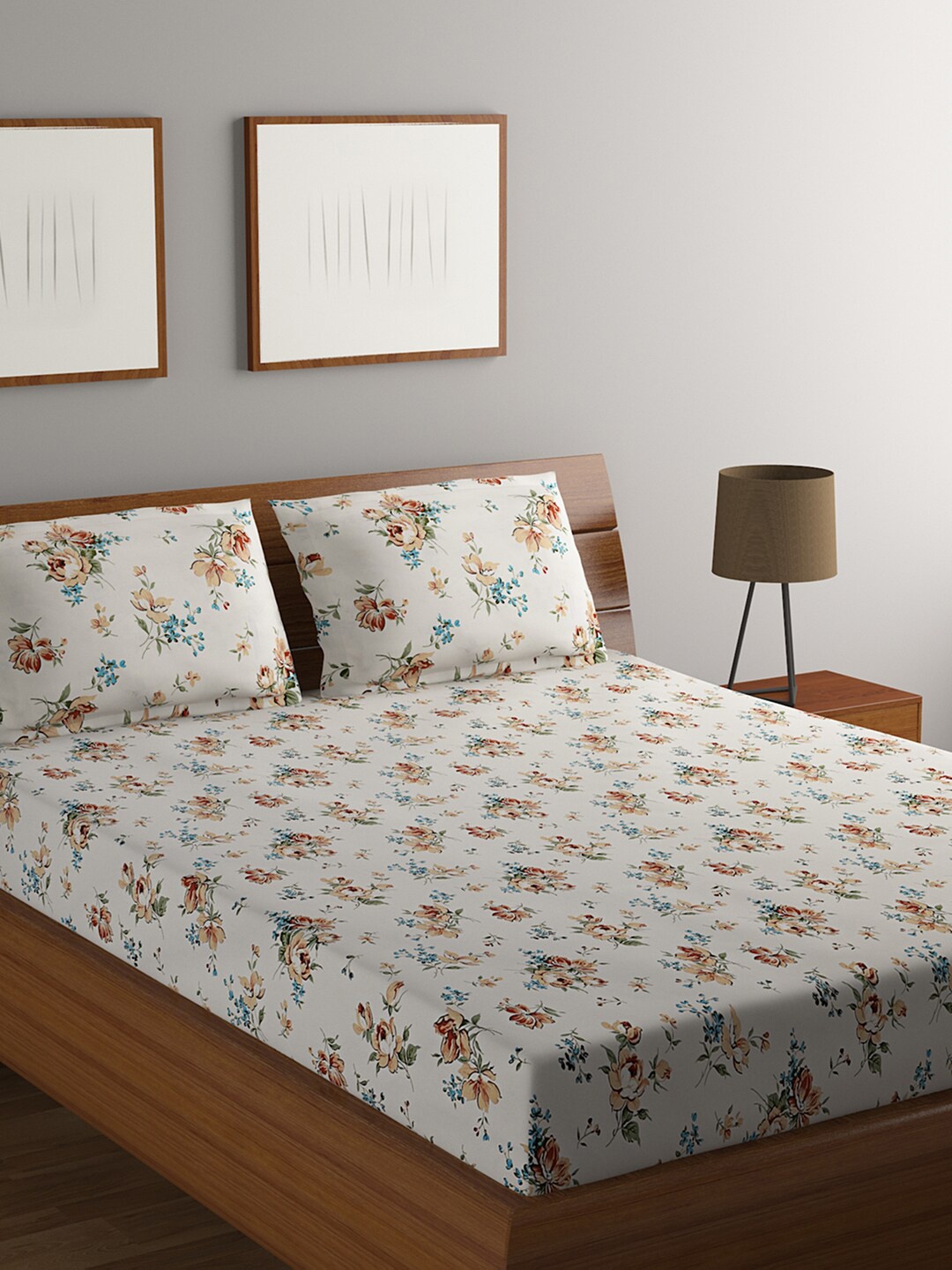 

BOMBAY DYEING Off White & Beige Floral 164 TC Pure Cotton King Bedsheet & 2 Pillow Covers