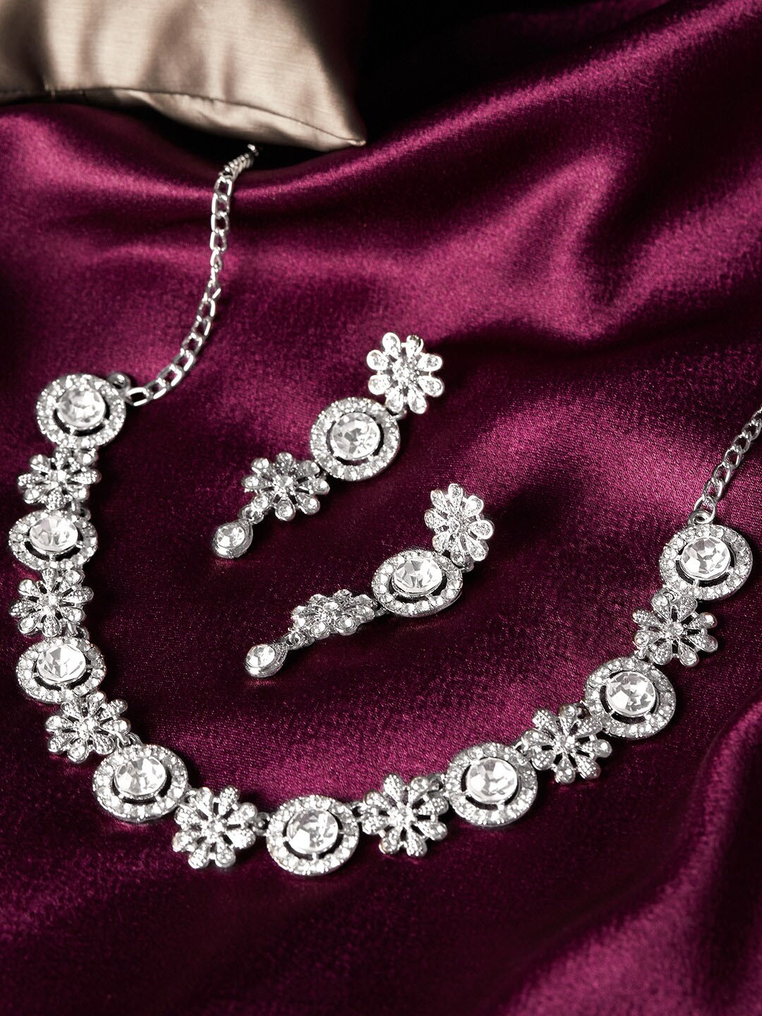 

Anouk Women Silver-Plated & White AD Stone-Studded Jewellery Set