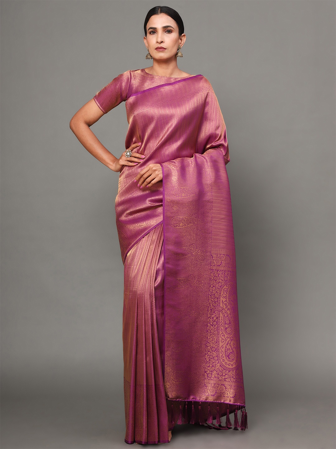 

Ekta Textiles Women Purple & Gold-Toned Woven Design Zari Pure Silk Banarasi Saree