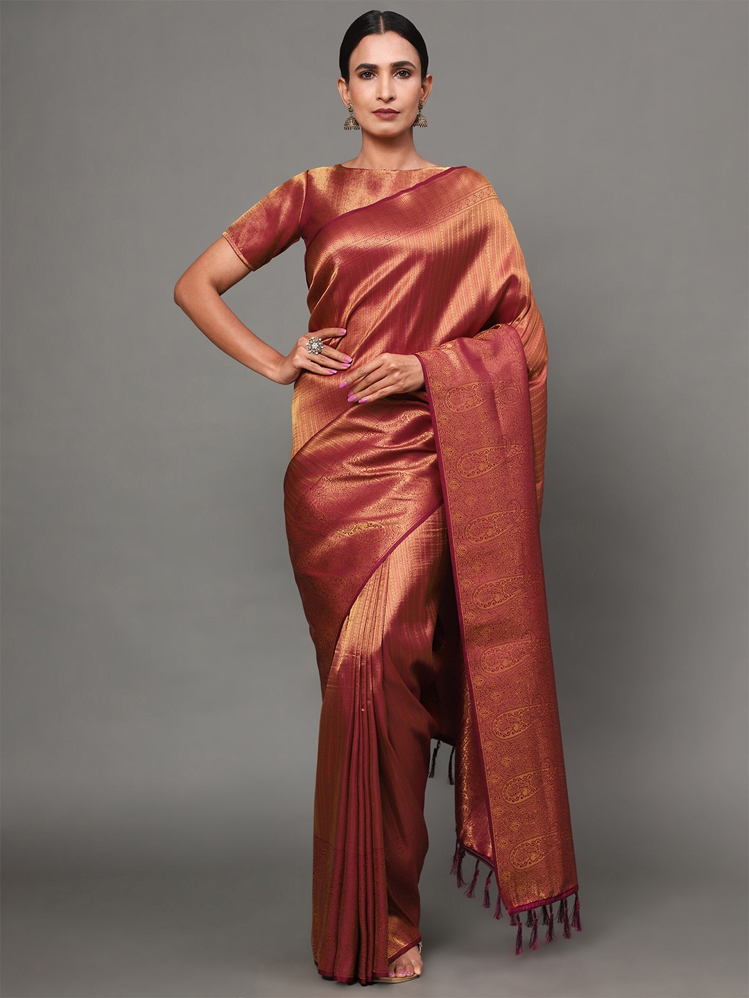 

Ekta Textiles Magenta & Gold-Toned Woven Design Zari Pure Silk Banarasi Saree