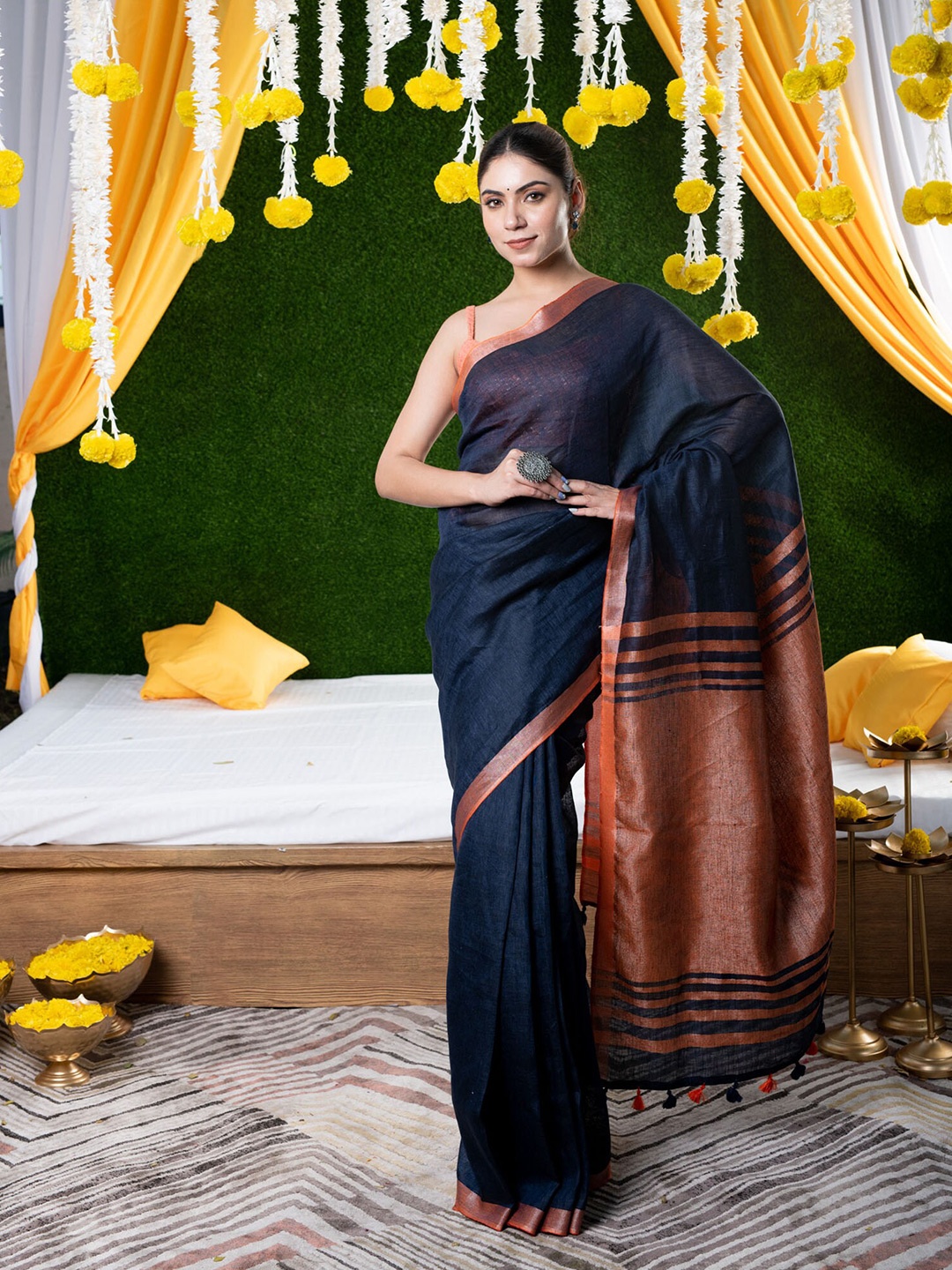 

BEATITUDE Navy Blue & Orange Pure Linen Saree