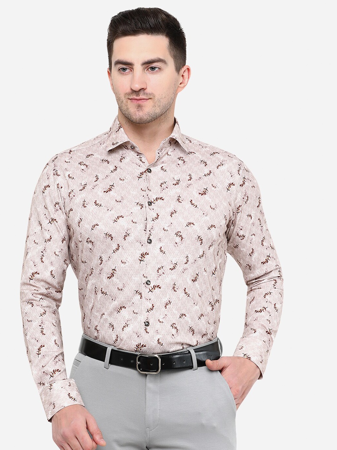 

JB STUDIO Men Peach-Coloured Slim Fit Floral Printed Cotton Formal Shirt