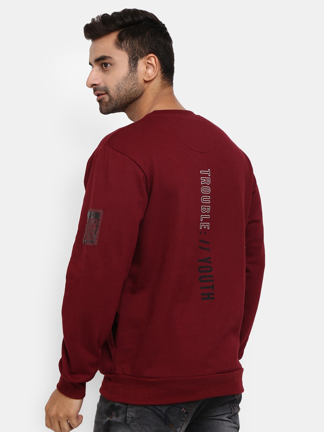 

V-Mart Men Maroon Typography Printed Round Neck Sweatshirt