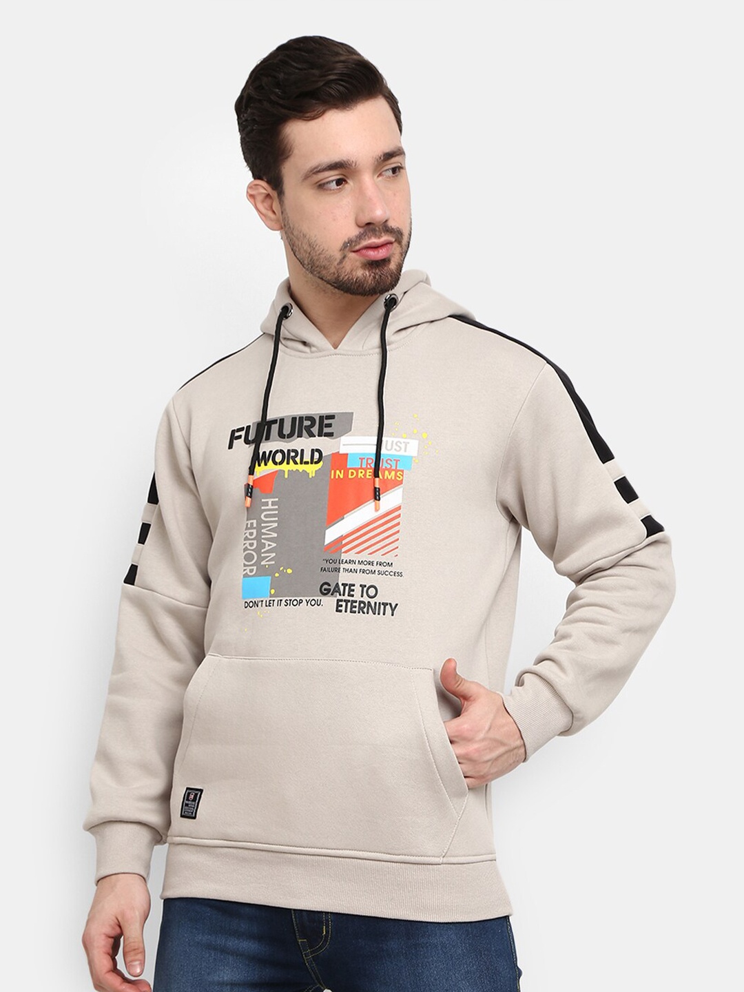 

V-Mart Men Grey Printed Hooded Sweatshirt
