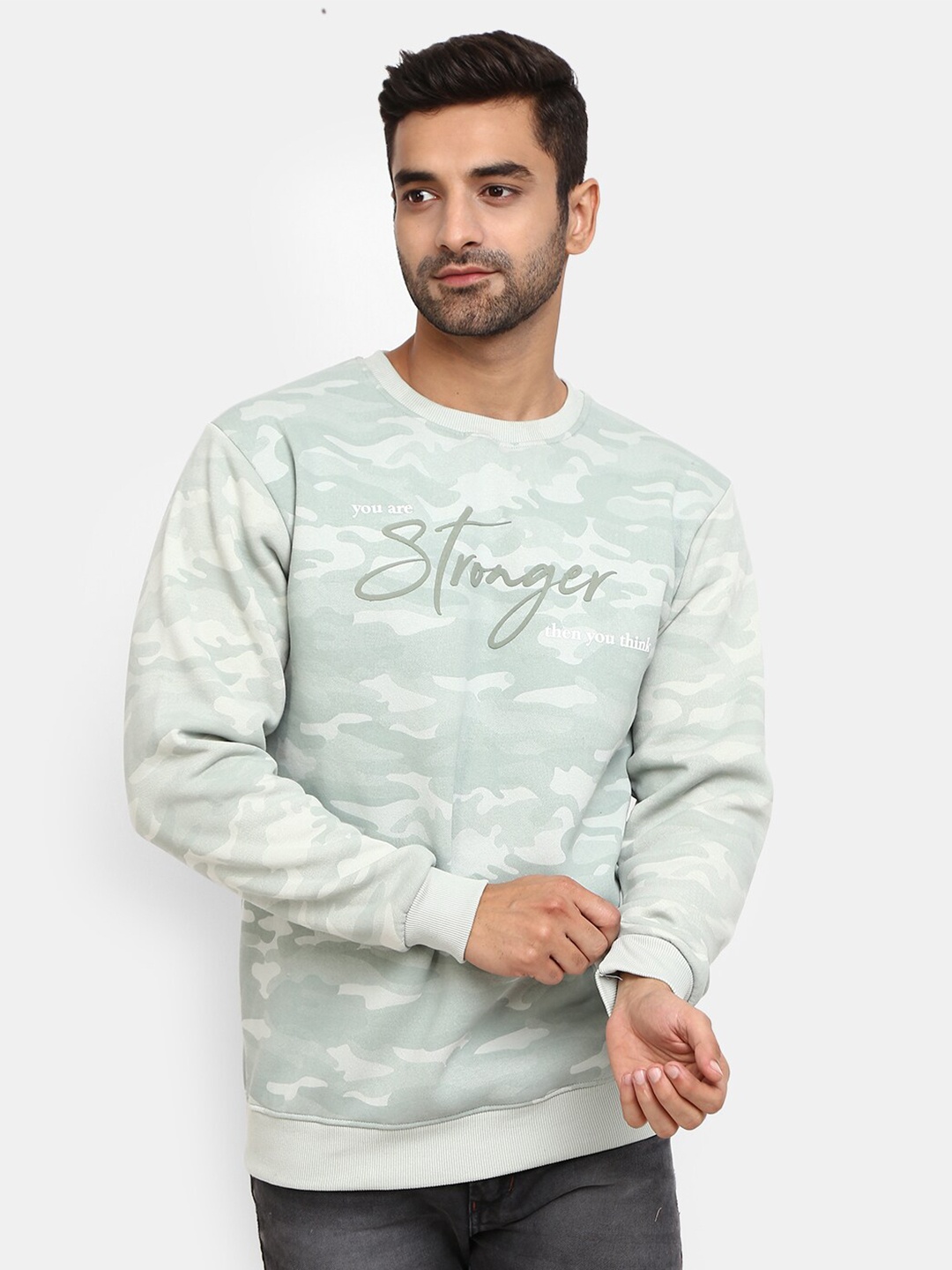 

V-Mart Men Green Printed Fleece Sweatshirt