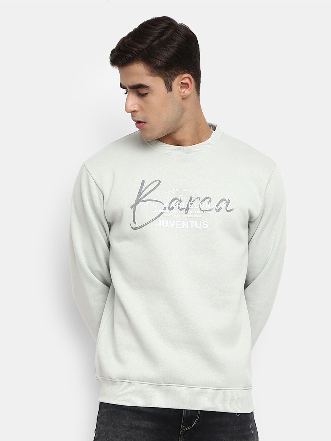 

V-Mart Round Neck Fleece Sweatshirt, Grey
