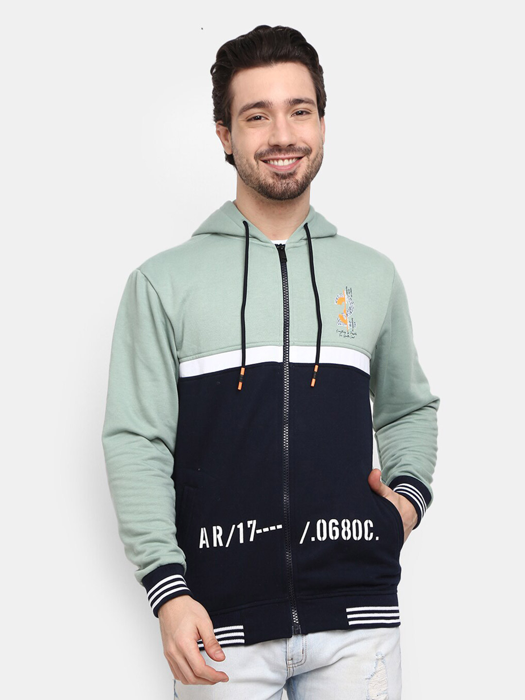 

V-Mart Men Green Colourblocked Hooded Fleece Sweatshirt