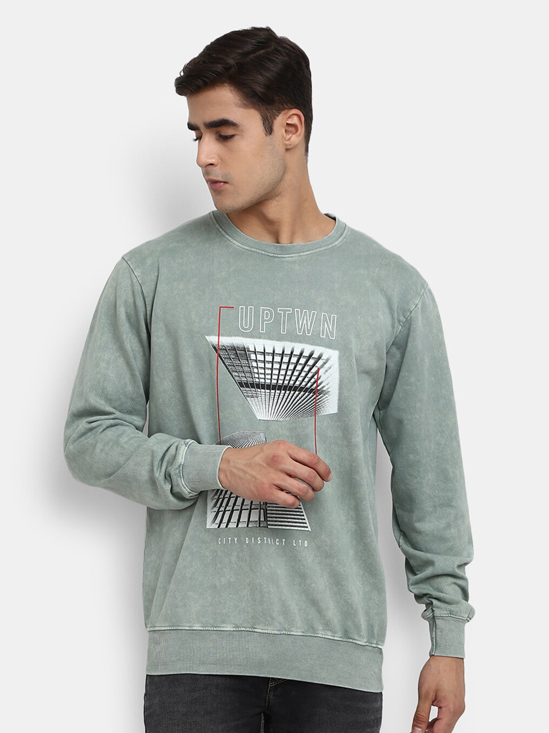 

V-Mart Men Green Graphic Printed Fleece Sweatshirt