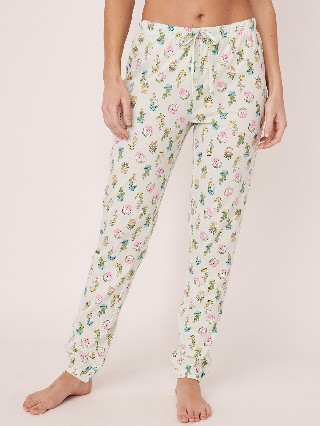 

La Vie en Rose Women Beige Printed Cotton Lounge Pants