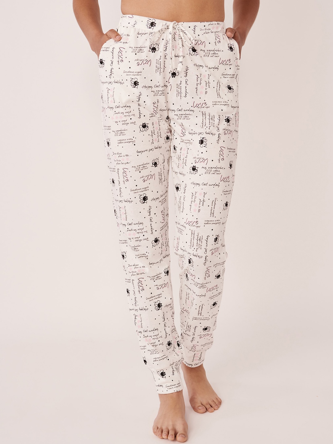

La Vie en Rose Women White & Black Printed Pure Cotton Lounge Pants