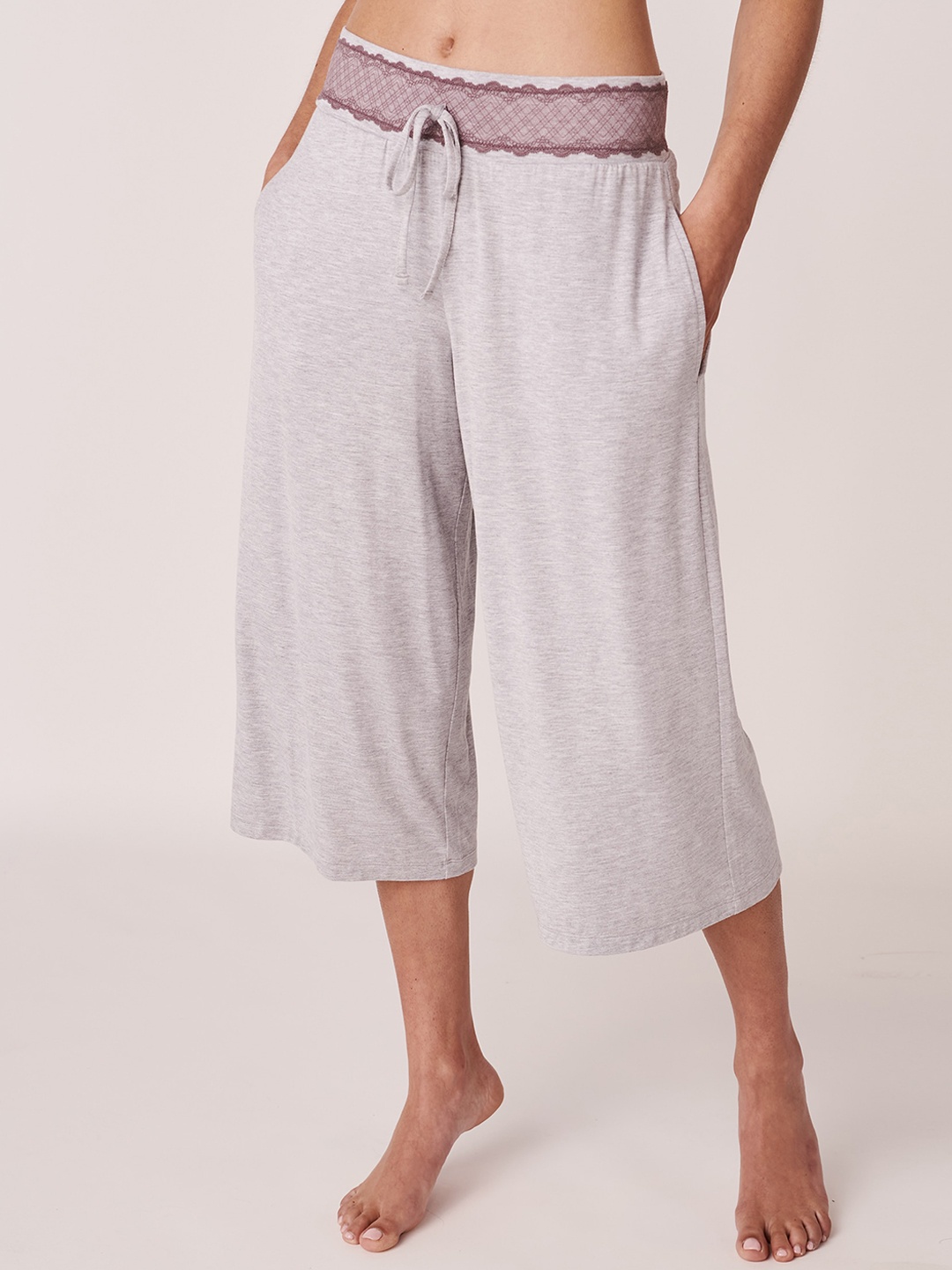 

La Vie en Rose Women Grey Solid Lounge Pants