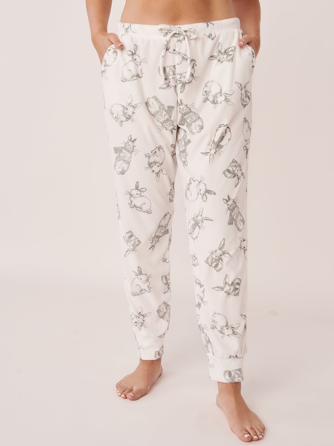 

La Vie en Rose Women White Printed Lounge Pants