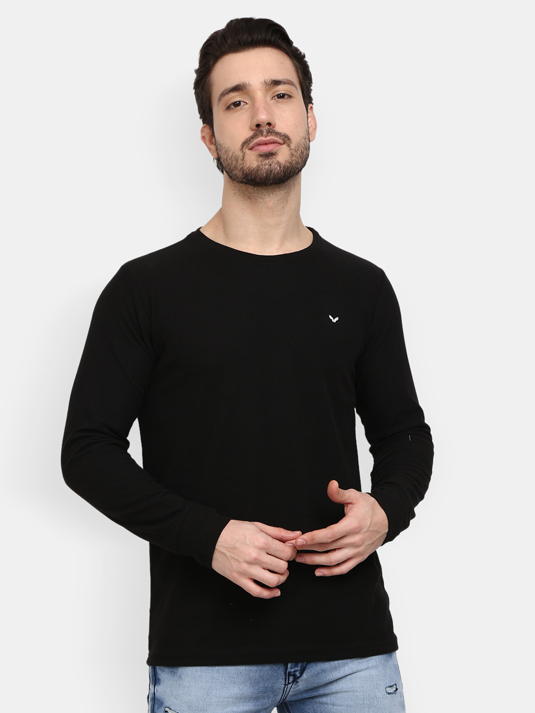 

V-Mart Men Black Solid Slim Fit Cotton T-shirt
